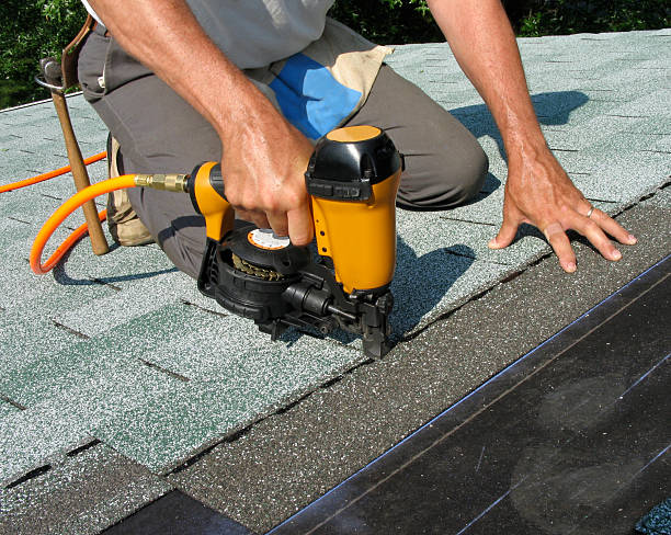 Best Roofing Contractor Near Me  in Watervliet, MI